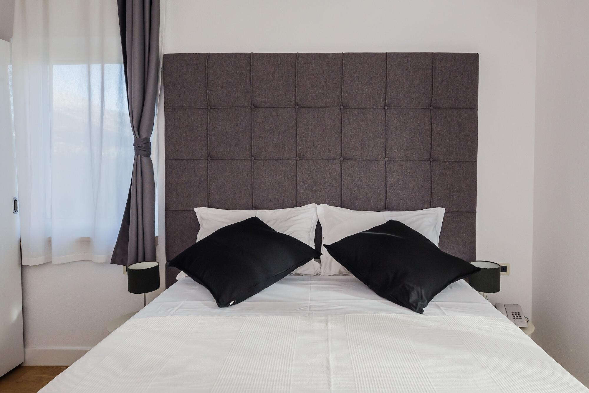 Hotel Villa Zarko Kaštel Stari Zewnętrze zdjęcie