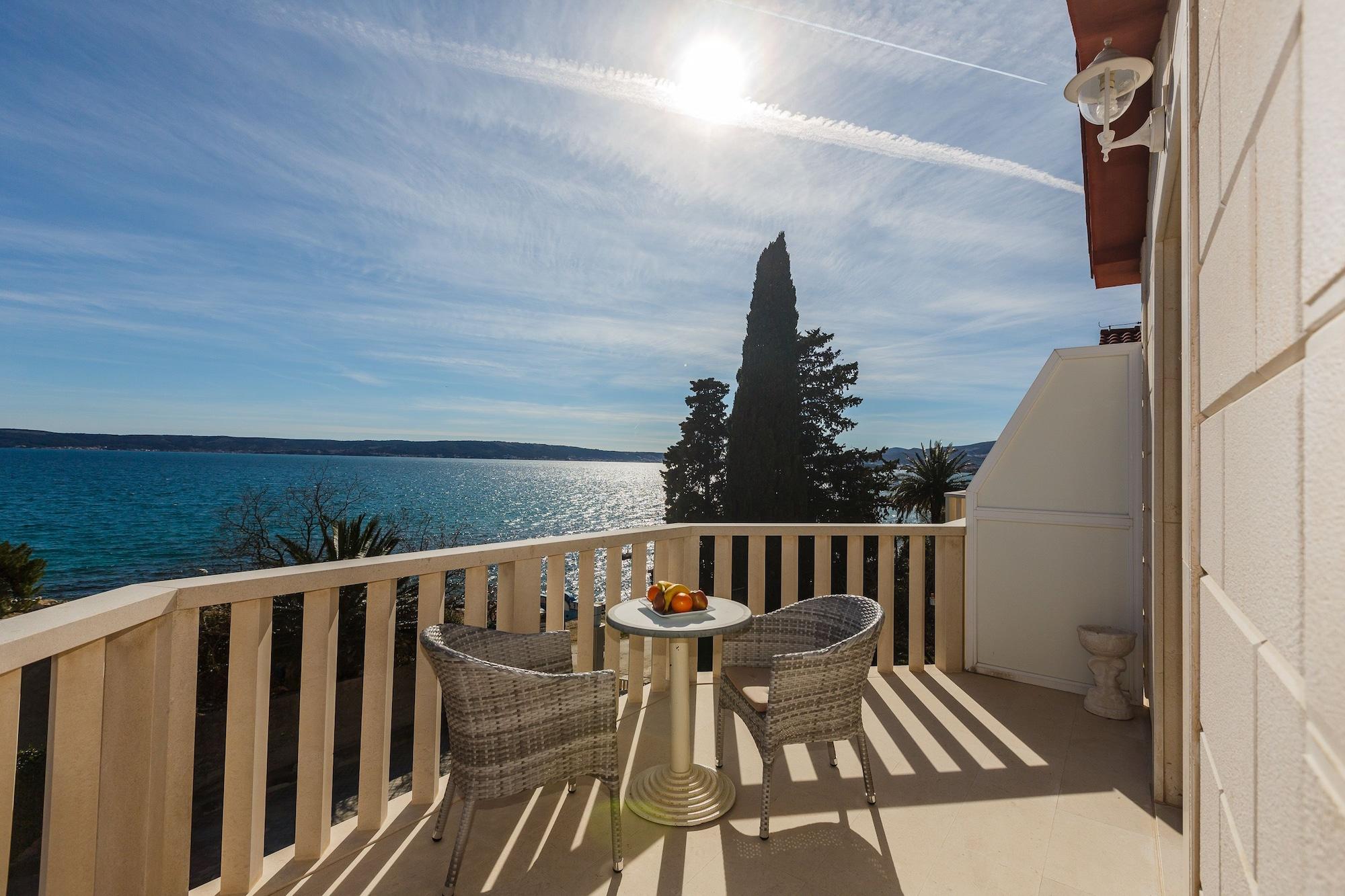 Hotel Villa Zarko Kaštel Stari Zewnętrze zdjęcie