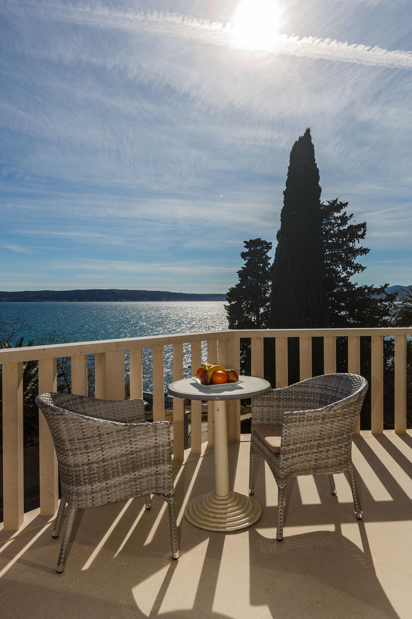 Hotel Villa Zarko Kaštel Stari Zewnętrze zdjęcie