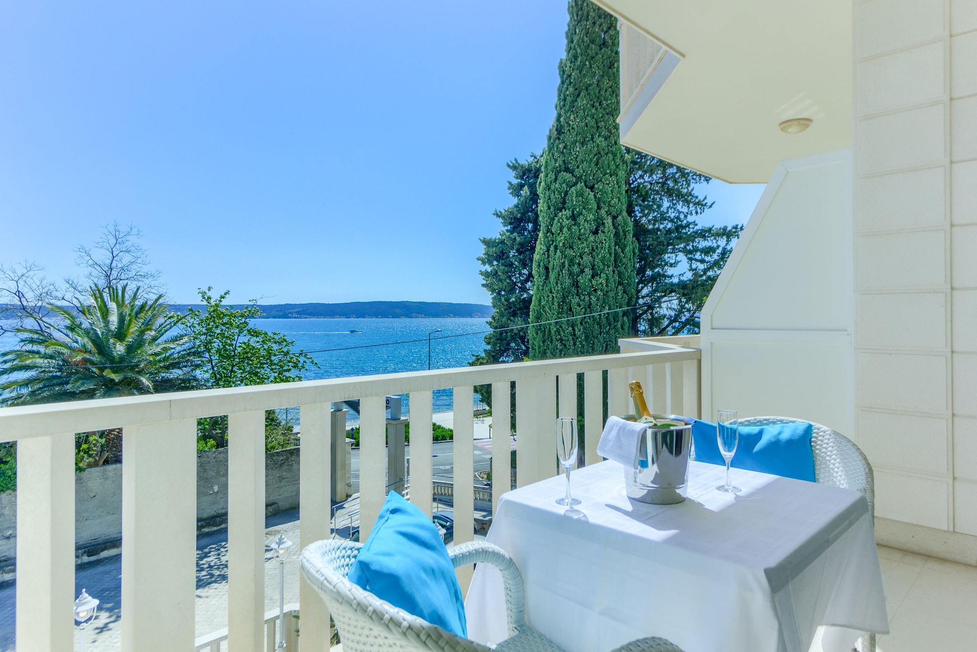 Hotel Villa Zarko Kaštel Stari Zewnętrze zdjęcie