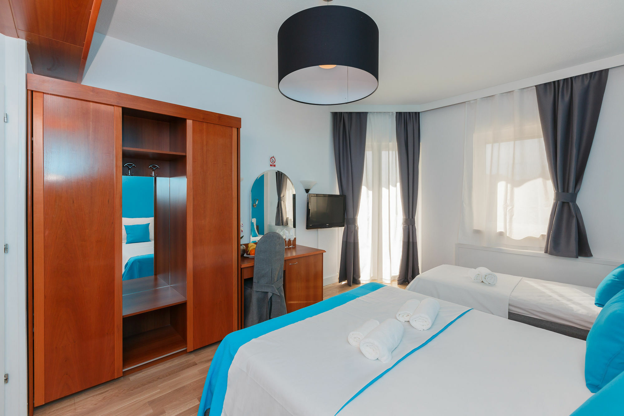 Hotel Villa Zarko Kaštel Stari Zewnętrze zdjęcie