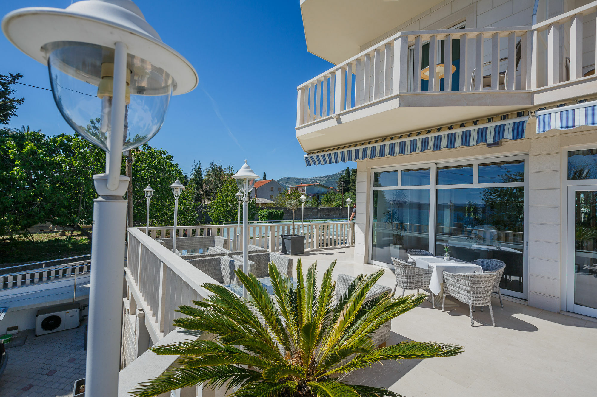 Hotel Villa Zarko Kaštel Stari Zewnętrze zdjęcie