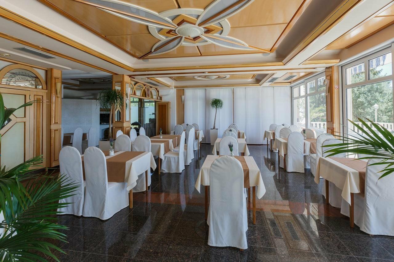 Hotel Villa Zarko Kaštel Stari Zewnętrze zdjęcie