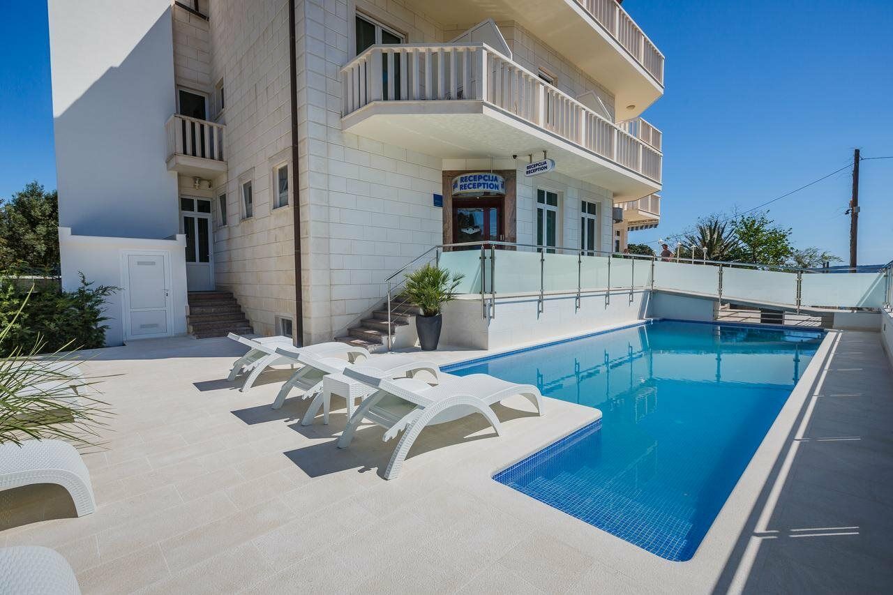 Hotel Villa Zarko Kaštel Stari Zewnętrze zdjęcie